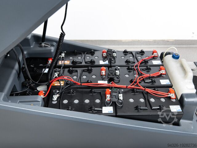 Numatic TTV 678G/400T НОВЫЕ АККУМУЛЯТОРЫ Numatic TTV 678G/400T - 2017y - 461mth