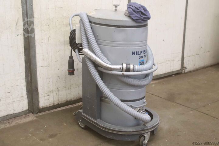 Промышленный пылесос Nilfisk GB 726