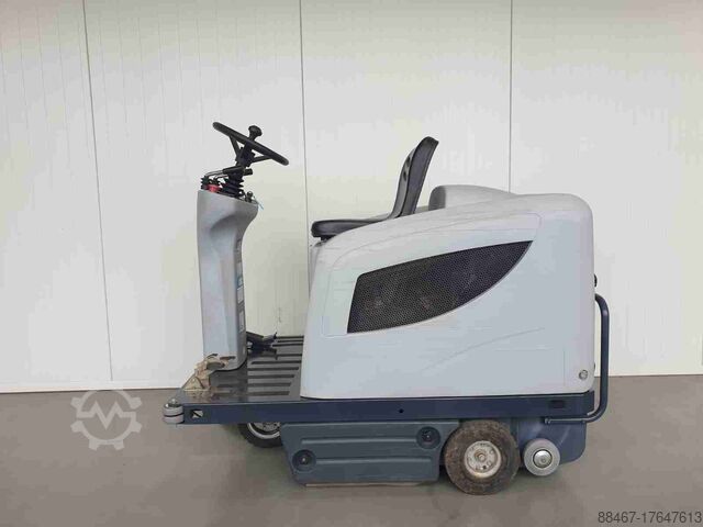 подметальная машина Nilfisk SR 1100S B