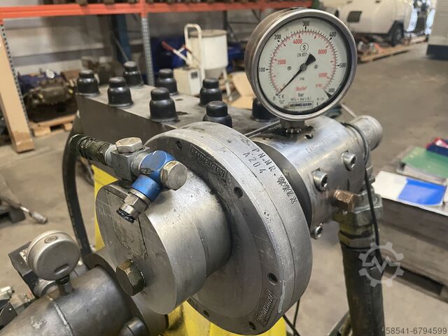 Насосный агрегат высокого давления 300 бар 153 л/мин Hammelmann HDP 112