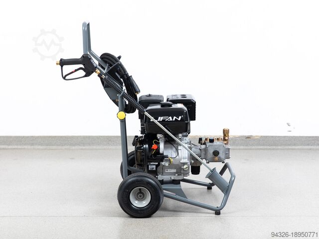 Kärcher HD 8/23 G НОВЫЙ ДВИГАТЕЛЬ Kärcher HD 8/23 G - NEW GASOLINE MOTOR