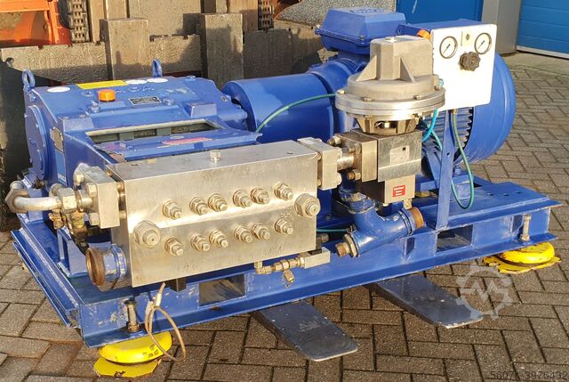 Насос высокого давления URACA KD716