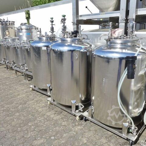 Напорный бак объемом 500 литров из V4A  