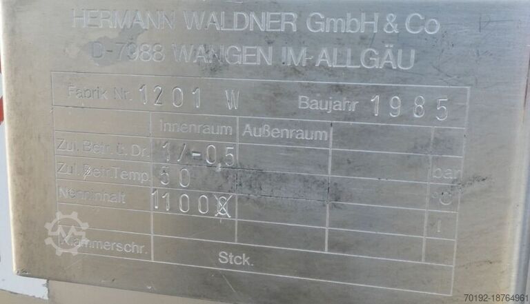 Напорный бак объемом 1100 литров из V2A  