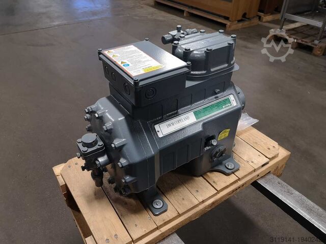 Полугерметичный холодильный компрессор DWM Copeland D2DC3-50X-AWM