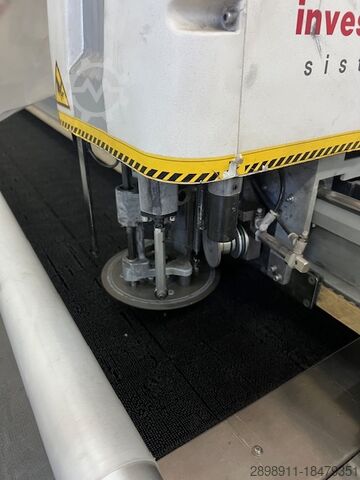 машина для резки текстиля INVESTRONICA CV40