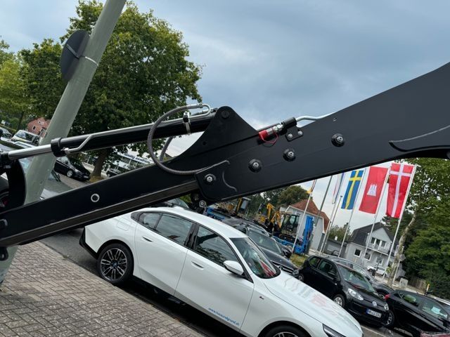 Экскаватор-погрузчик Hidromek HIDROMEK HMK 102B  Strasenzulasung MotorPerkins