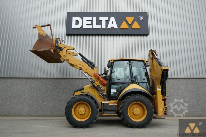 Комбинация экскаватор/погрузчик Caterpillar 444F