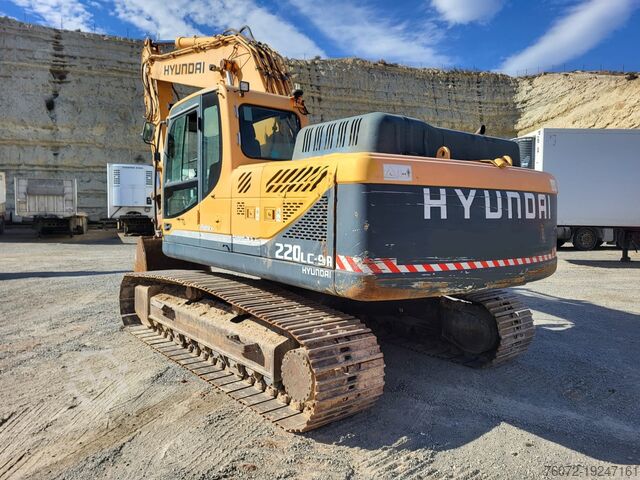 Гусеничный экскаватор Hyundai Robex LC220-9A