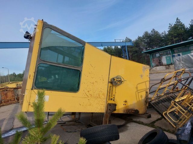 Цепной экскаватор CATERPILLAR 5130 KABINE / Steuerstand / cabin