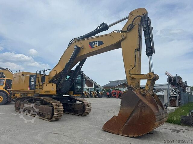 Гусеничный экскаватор Caterpillar 390FL ME