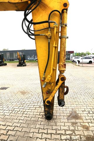 Гусеничный экскаватор Kobelco/NEW-Holland E305