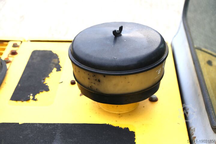 Гусеничный экскаватор Kobelco/NEW-Holland E305