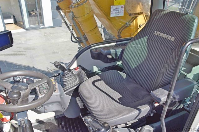 Колёсный экскаватор LIEBHERR PELLE A316 * Umschlagbagger * Topzustand!