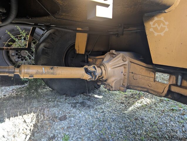 Колесный экскаватор CASE 588-P с грейфером Case 588-P