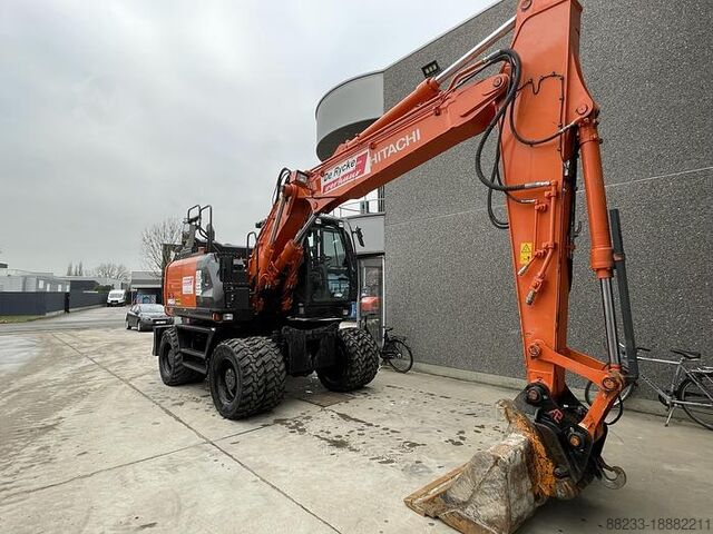 Колесный экскаватор Hitachi ZX140W-6