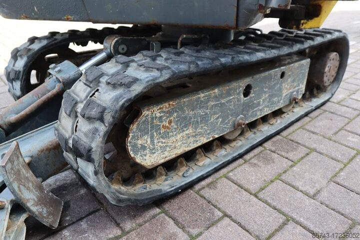 Мини-экскаватор Wacker Neuson E08-01 Wacker Neuson mini excavator including 2 bu