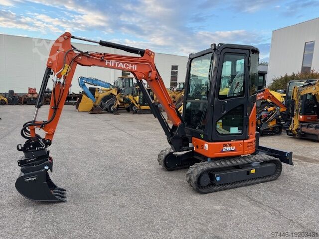 Мини-экскаватор Hitachi ZX26 U-6