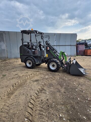 мини-экскаватор WCM L2110e