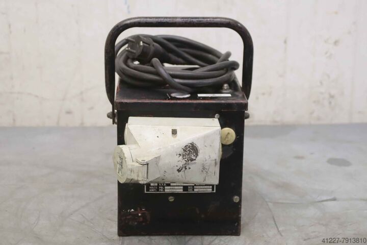 Однофазный разделительный трансформатор 42 В Foster 1 FT22 82