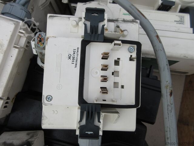 Шинопроводы Шинопровод 100A Schneider Telemecanique KSA Bestand 85m KSA 100A incl Zubehör Abgangskästen etc