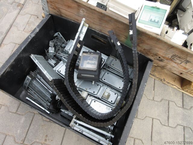 Шинопроводы Шинопровод 100A Schneider Telemecanique KSA Bestand 85m KSA 100A incl Zubehör Abgangskästen etc