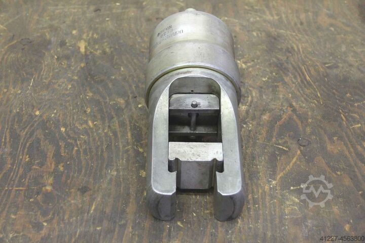 Гидравлические пресс-клещи Orsta Hydraulik PY20  ND320