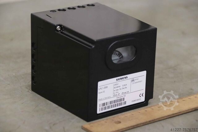 Блок управления автоматическим управлением горелкой Siemens LFL1.333