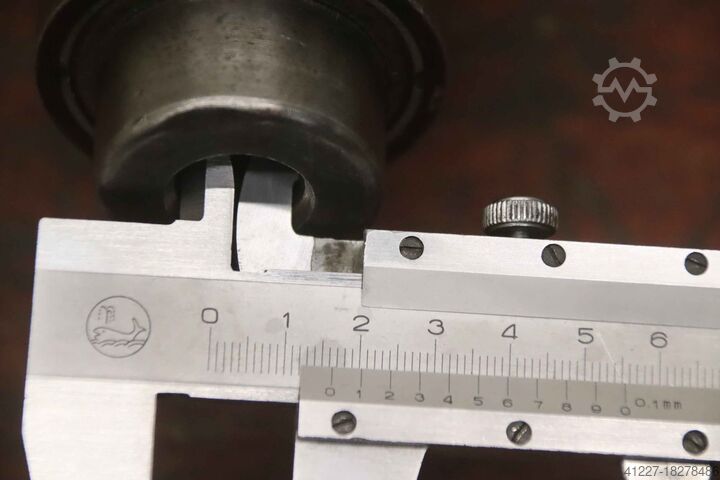 двуручная дрель AEG** BZ 22