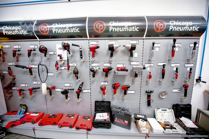 Беспроводная отвертка с высоким крутящим моментом Chicago Pneumatic CP8613