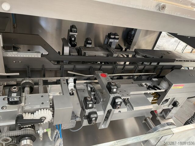 Картонировочная машина для бутылок Uhlmann C2155