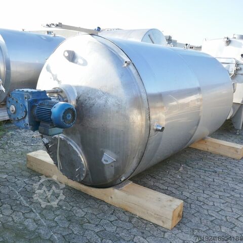 Нагреваемый/охлаждаемый напорный бак объемом 5530 литров / стерильный напорный бак из V2A с пучковой  