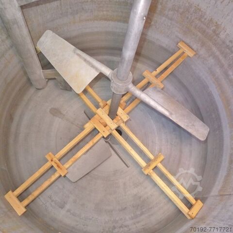 Нагреваемый/охлаждаемый сосуд под давлением объемом 5000 литров из V4A с пучковой мешалкой  