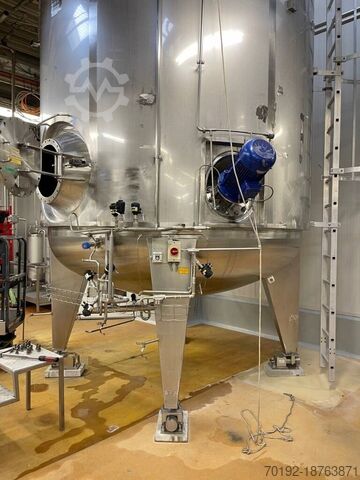 Нагреваемый/охлаждаемый сосуд высокого давления (стерильный резервуар) объемом 27335 литров из V2A с  