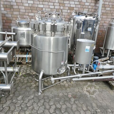 400-литровый нагреваемый/охлаждаемый сосуд под давлением из V4A с магнитной мешалкой  