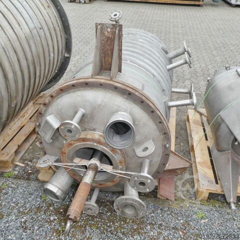 Нагреваемый/охлаждаемый сосуд под давлением объемом 720 литров из V4A  