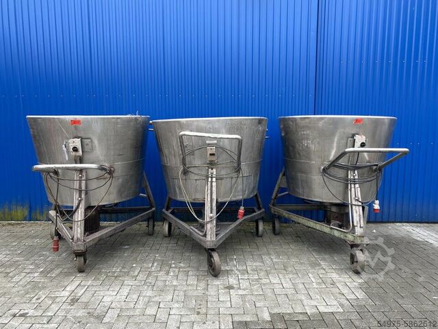 Бак из нержавеющей стали Бак с мешалкой  10522