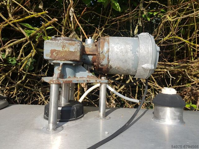 Резервуар с мешалкой из нержавеющей стали Резервуар  10591