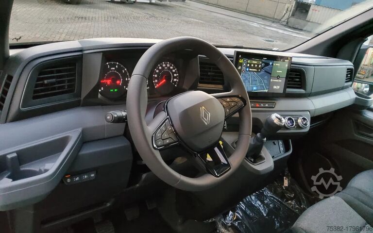 Фургон с ящиками Renault Master 150.35  EURO 6  L3H2 GESLOTEN ZWART META...