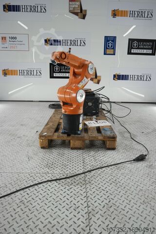 Промышленный робот KUKA KR 6 R700 WP
