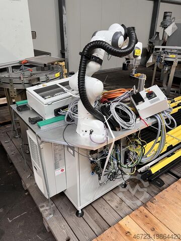 Промышленный робот Franka Emika Roboter Beladehandling EVTE