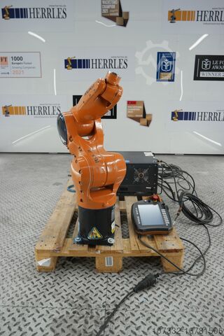 Промышленный робот KUKA KR 6  R700 sixx WP