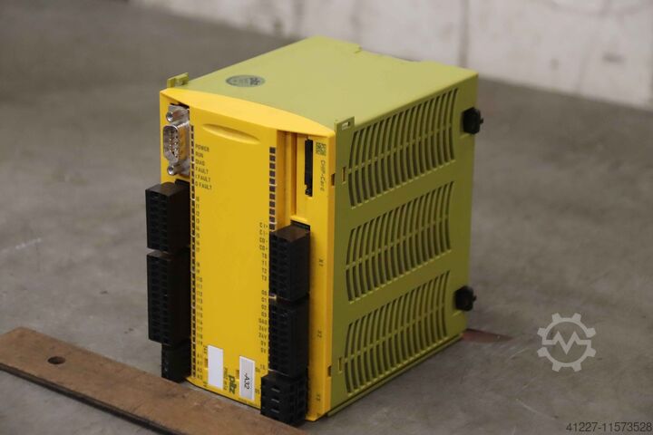 Базовый блок защитного реле pilz** PNOZ m1p