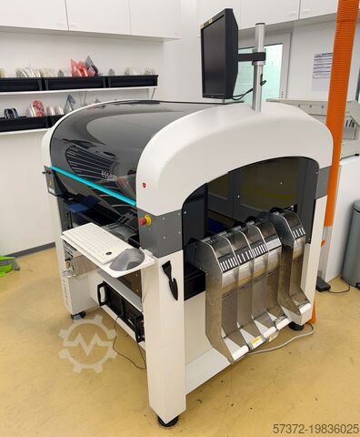 Машина для подбора и размещения оборудования Essemtec FLX2011-LV