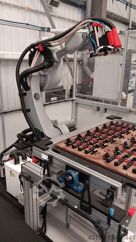 промышленный робот Comau SMART5 NS 16-1.65