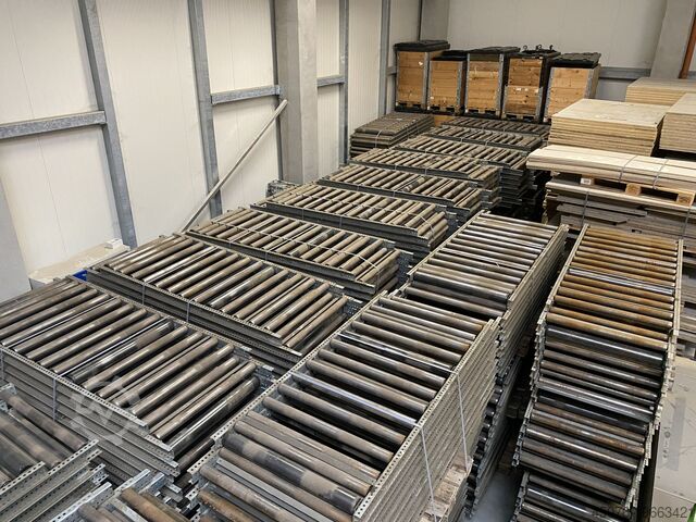 1000 погонных метров роликовых конвейеров для тяжёлых грузов  