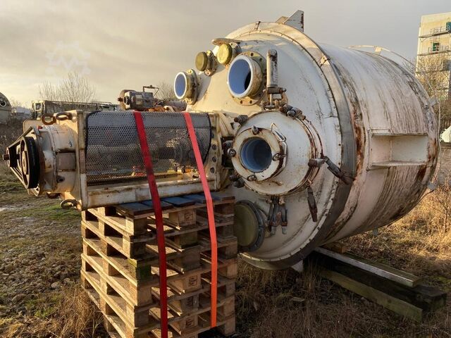 Вертикальный стеклянно-эмалированный реактор Pfaudler модель BE5000, 5 000 литров Pfaudler BE5000