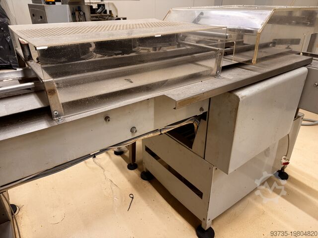 горизонтальная флоу-пак упаковочная машина Qingdao Feifan Packing Machinery Co.,Ltd horizontal flow pack machine