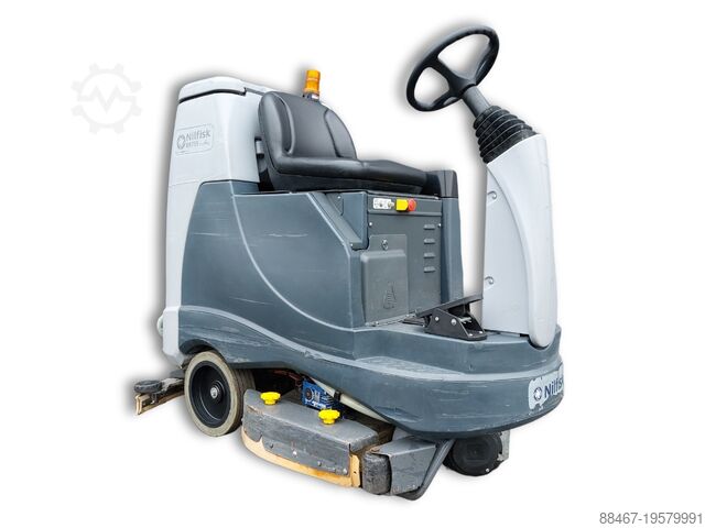 скруббер Nilfisk BR755