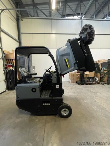 дорожно-уборочная машина Kärcher 150/500 RD